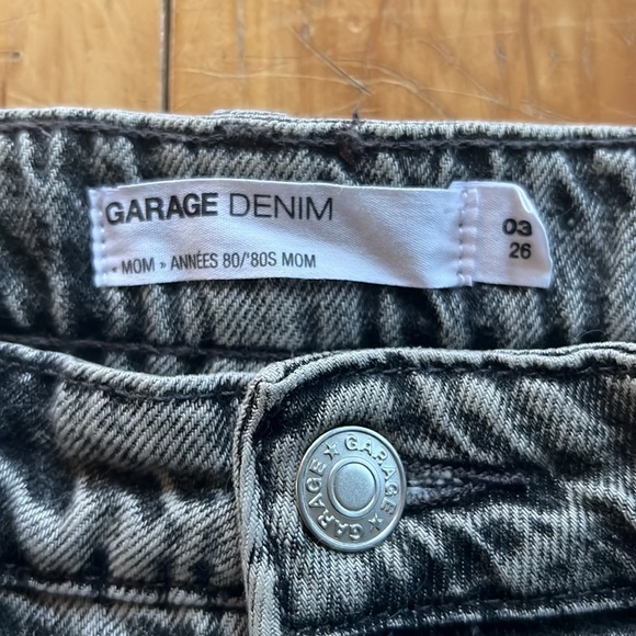 garage light washed grey mom jeans - Picture 2 of 3